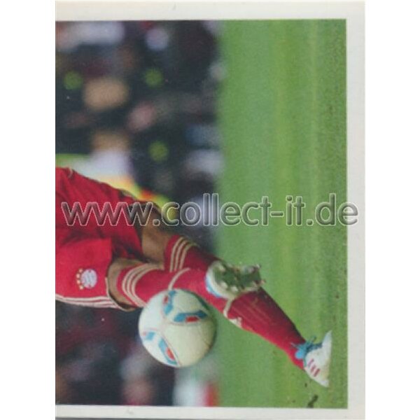 BAM1213 - Sticker 35 - Daniel van Buyten - Panini FC Bayern München 2012/13