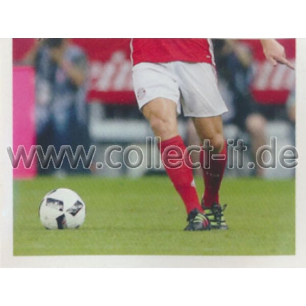 BAM1617 - Sticker 112 - Xabi Alonso - unten - Panini FC Bayern München 2016/17