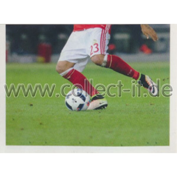 BAM1617 - Sticker 118 - Arturo Vidal - unten - Panini FC Bayern München 2016/17