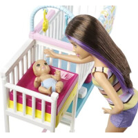 Mattel GFL38 Barbie Skipper Babysitters Inc. Nursery Playset